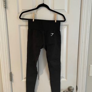 Gym Shark (S) yoga pants - black